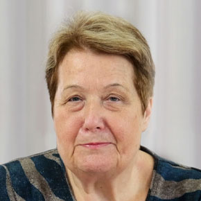 JUDr. Eva Kostolanská